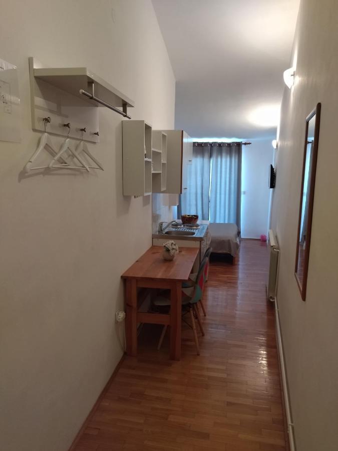 Pluton Daire Primošten Dış mekan fotoğraf